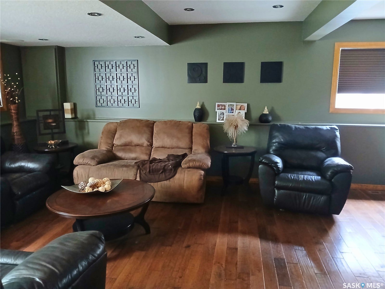1663 Shattuck Bay N, Regina SK S4X 4G6