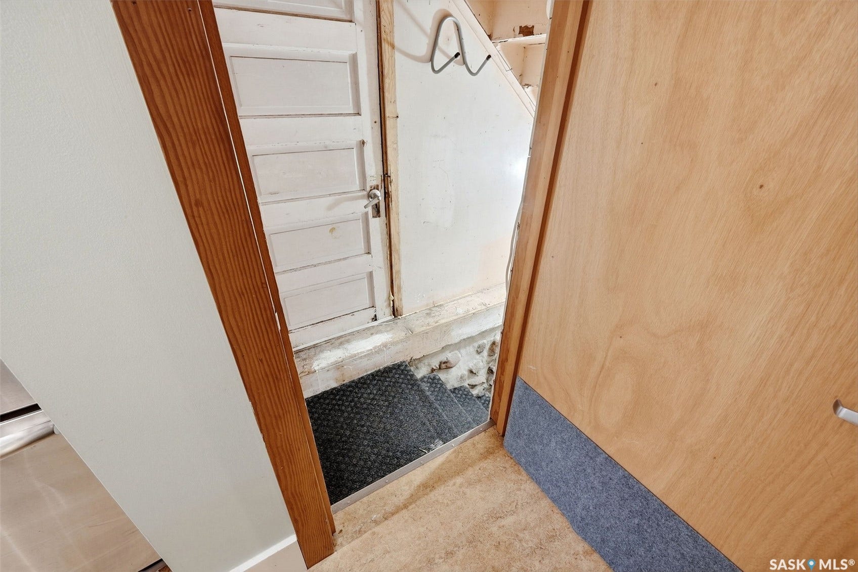 2256 Angus Street, Regina SK S4T 2A2