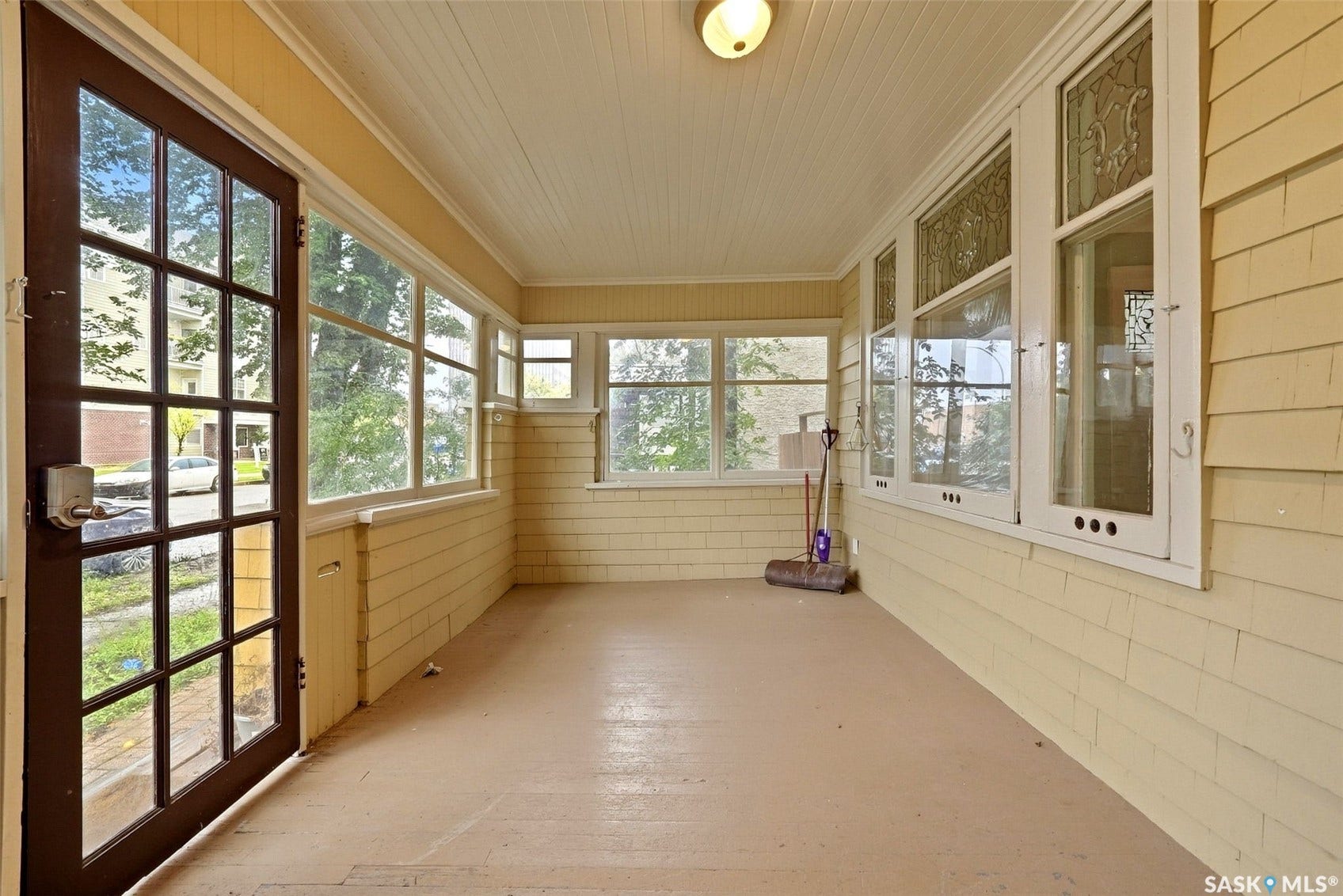 2256 Angus Street, Regina SK S4T 2A2