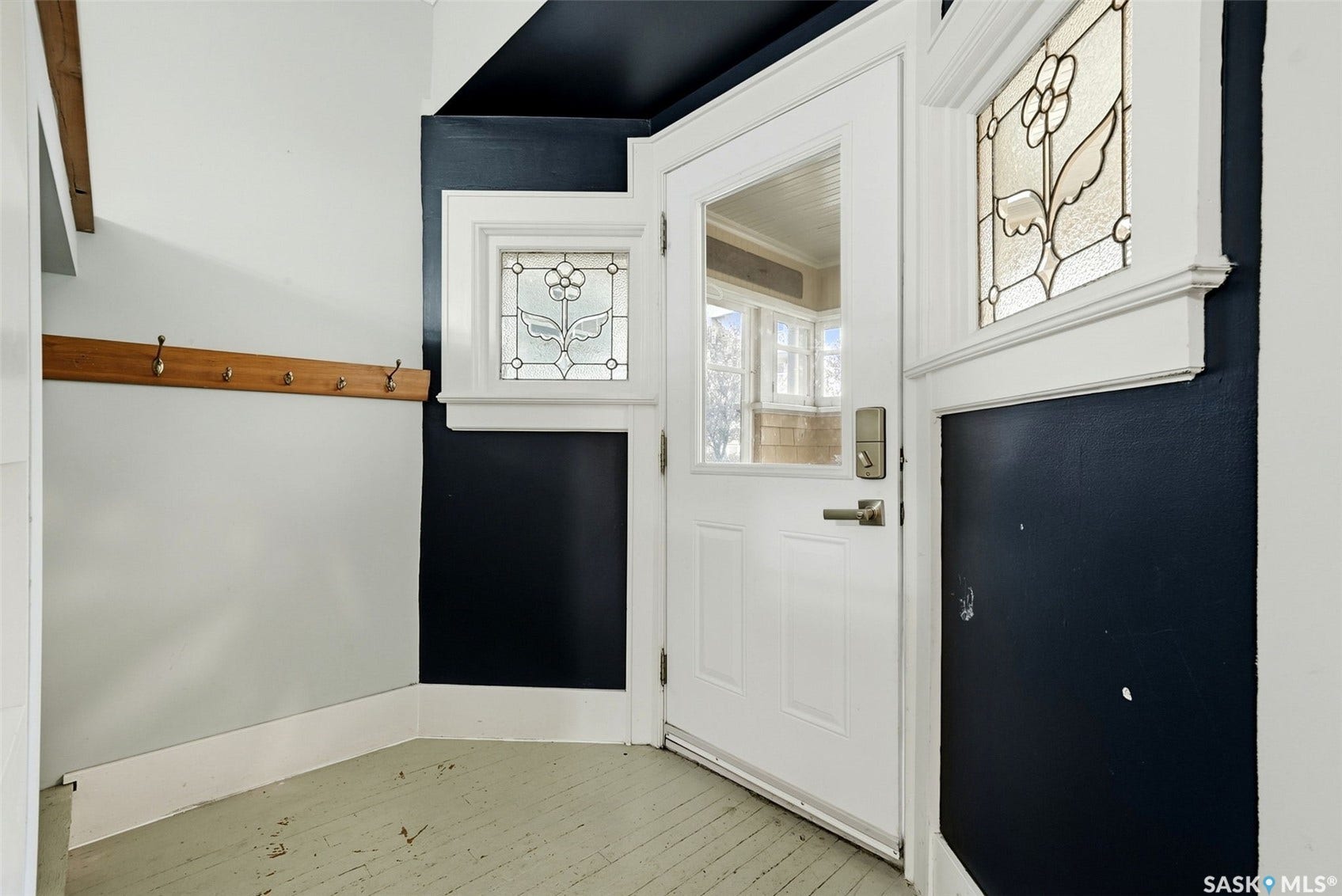 2256 Angus Street, Regina SK S4T 2A2