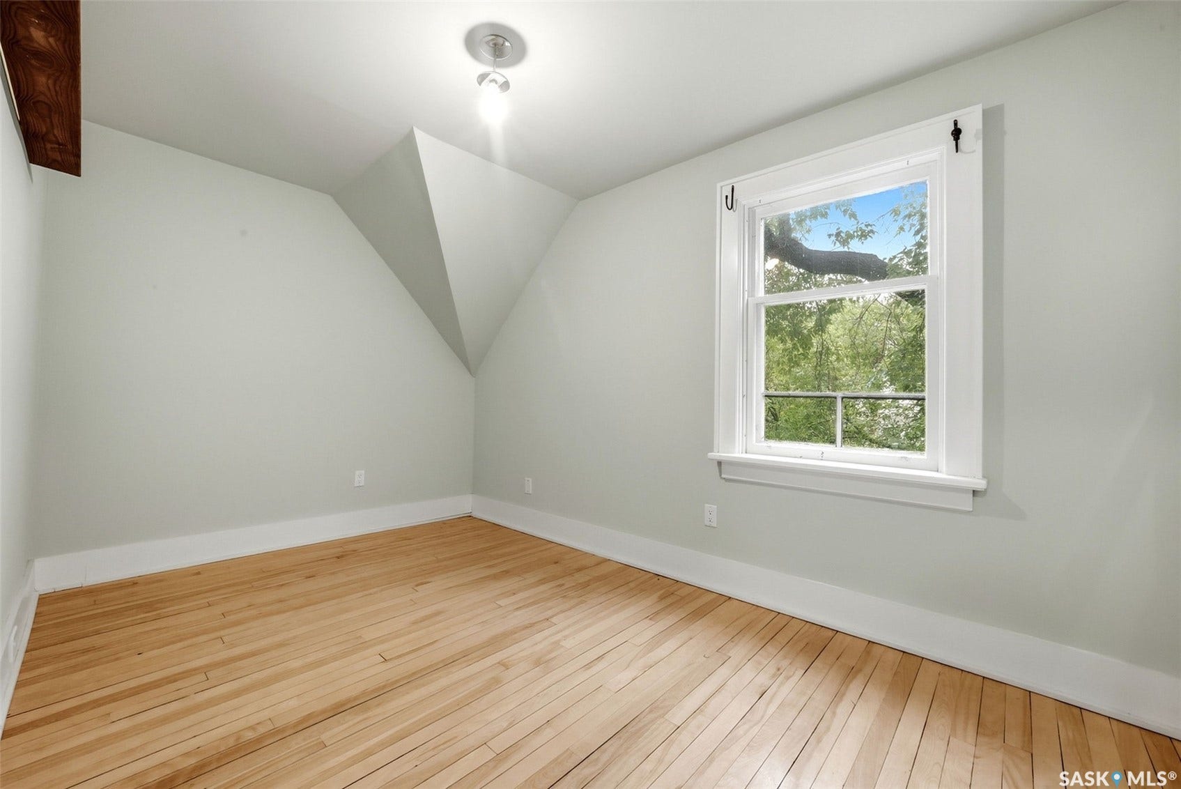 2256 Angus Street, Regina SK S4T 2A2