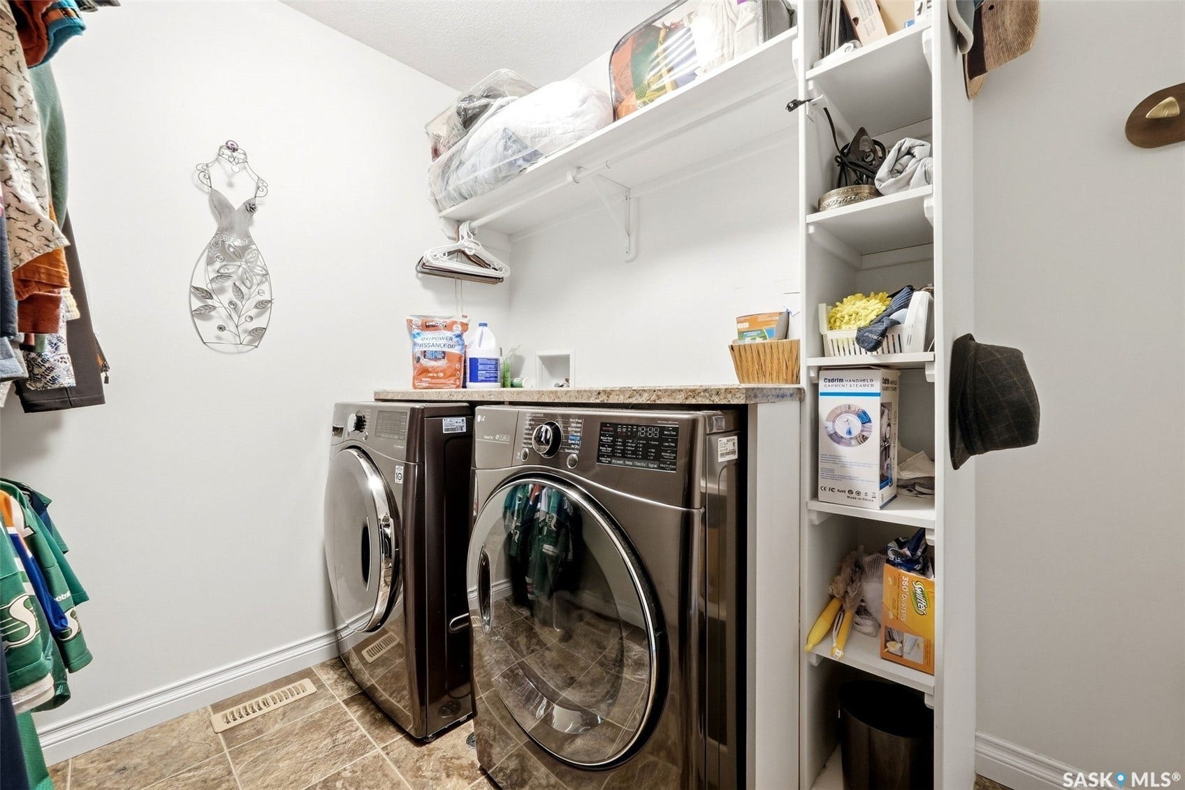 5101 Aerial Crescent, Regina SK S4W 0C8