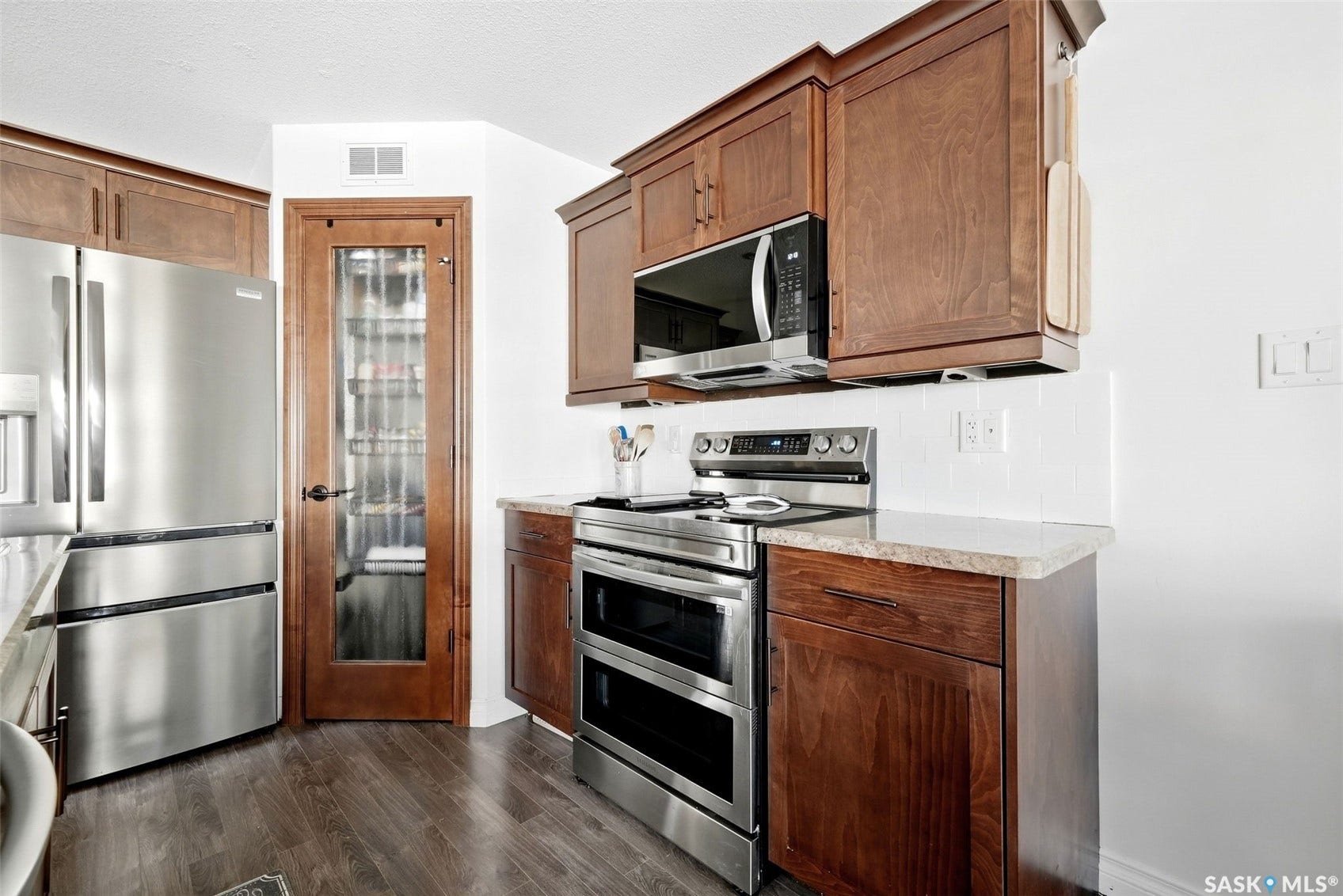 5101 Aerial Crescent, Regina SK S4W 0C8