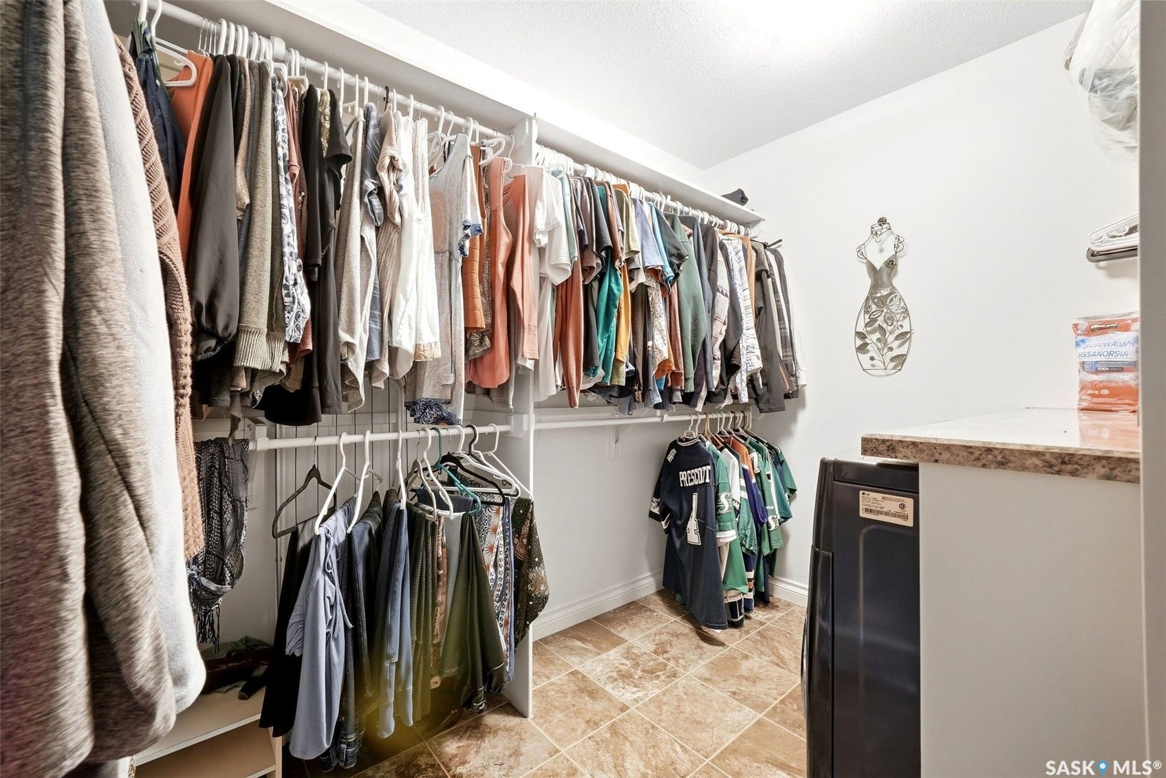 5101 Aerial Crescent, Regina SK S4W 0C8
