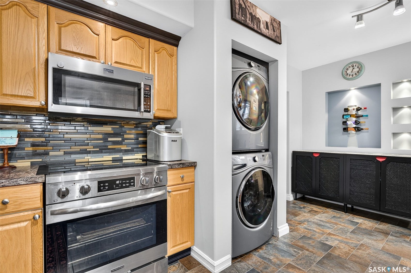 1146 Duffield Crescent, Moose Jaw SK S6H 5M4