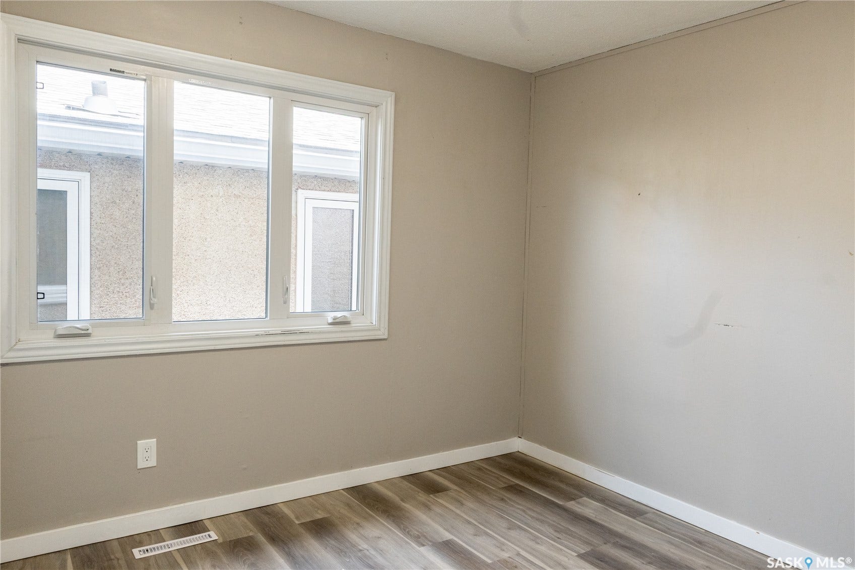 2232 McAra Street, Regina SK S4N 2W1 Window with white trim