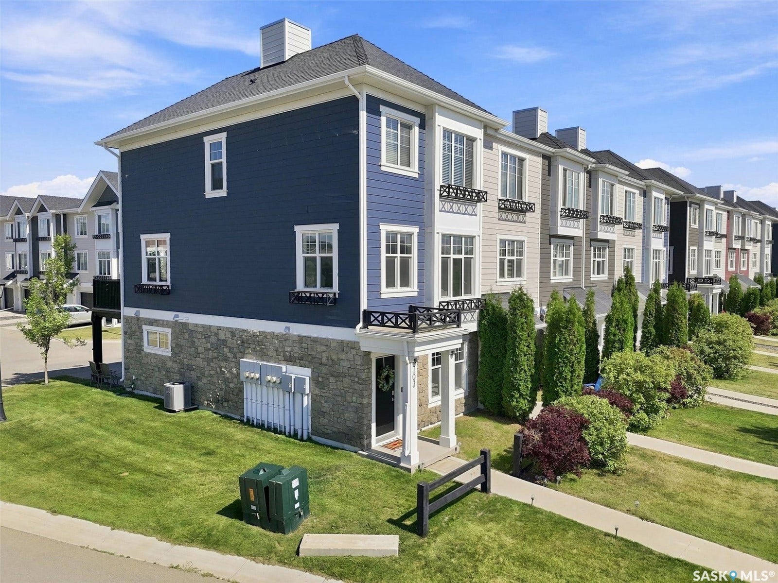 703 Meadows Boulevard, Saskatoon SK S7V 0L3