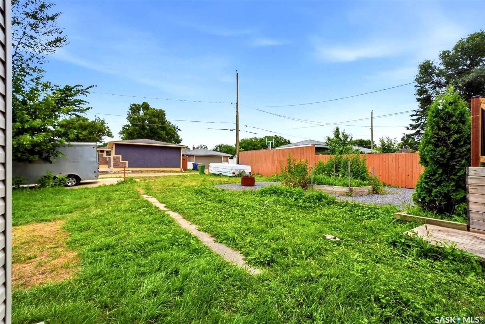 1601 Lacon Street, Regina SK S4N 1Z5 Additional content