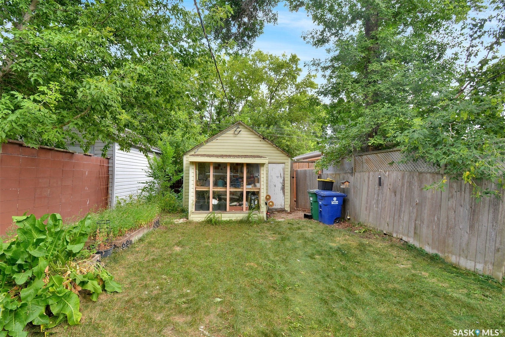 310 J Avenue N, Saskatoon SK S7L 2K2