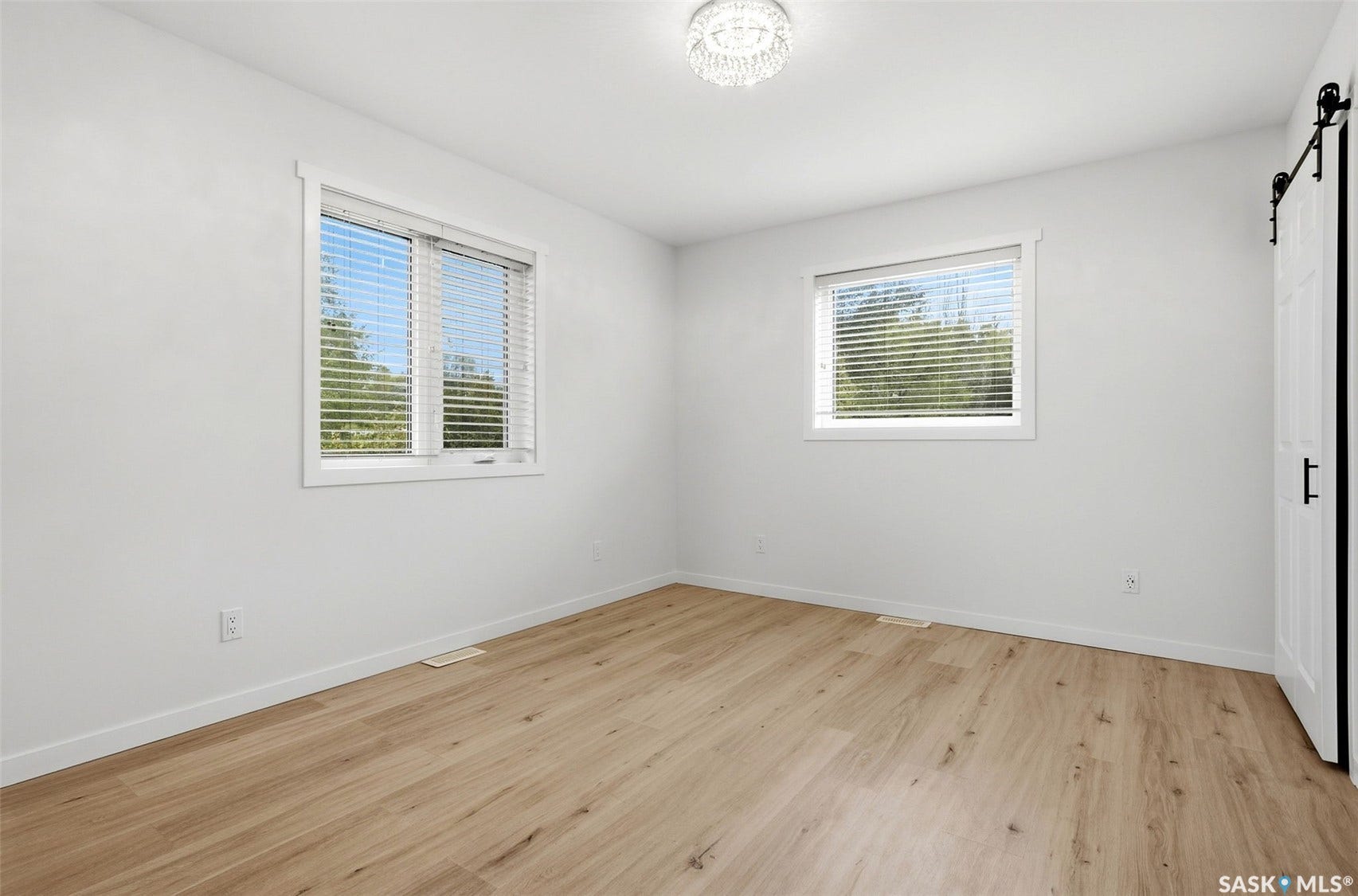 414 Walter Street, Saskatchewan Beach SK S0G 4L0