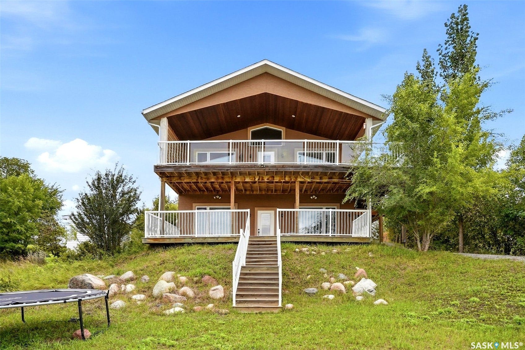 414 Walter Street, Saskatchewan Beach SK S0G 4L0