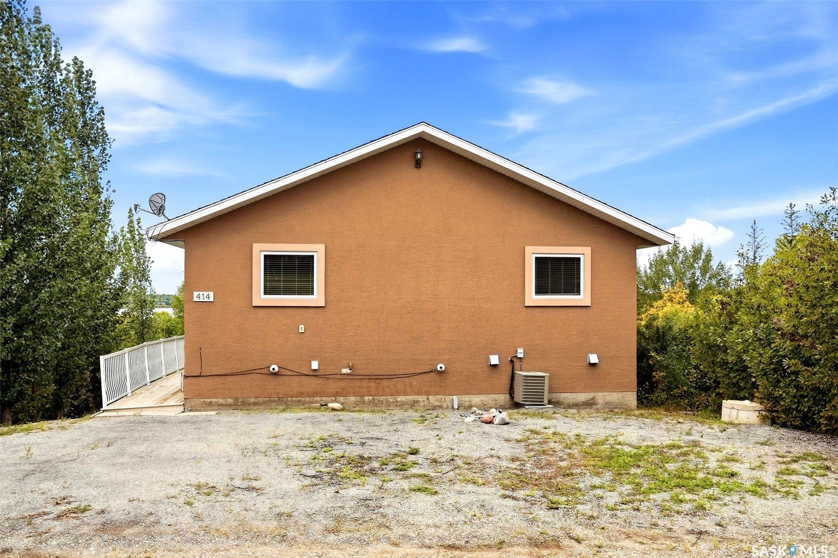 414 Walter Street, Saskatchewan Beach SK S0G 4L0