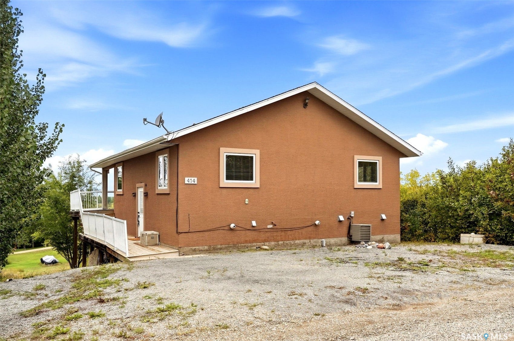 414 Walter Street, Saskatchewan Beach SK S0G 4L0