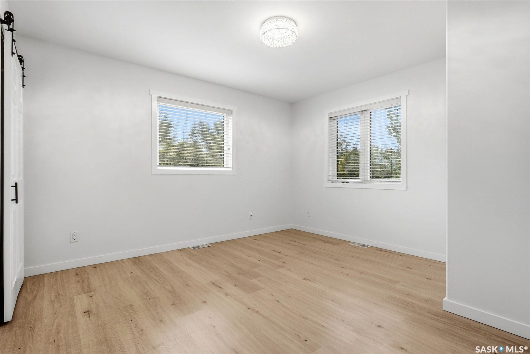 414 Walter Street, Saskatchewan Beach SK S0G 4L0