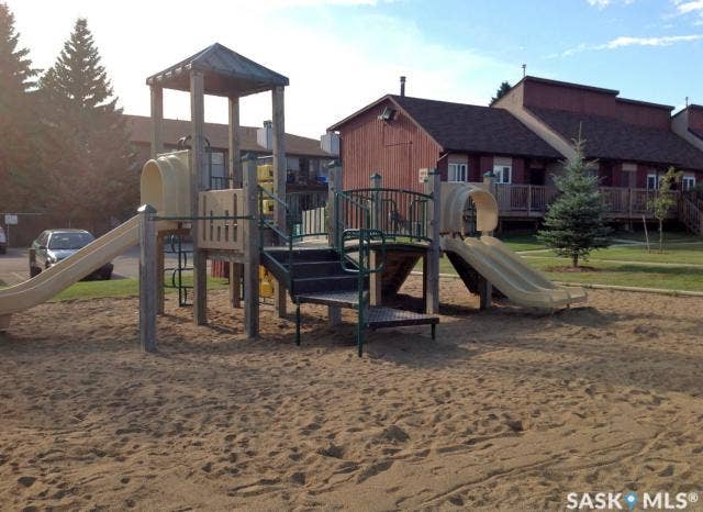 331 Pendygrasse Road, #44, Saskatoon SK S7M 4R3