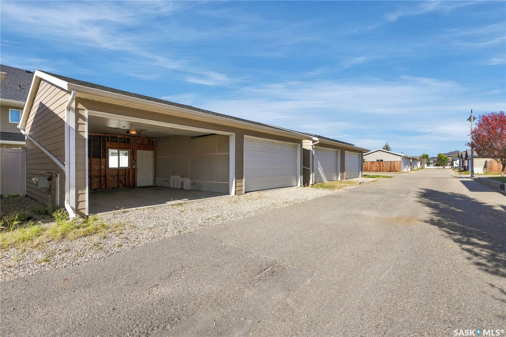 1415 Hunter Road, Saskatoon SK S7T 0T4