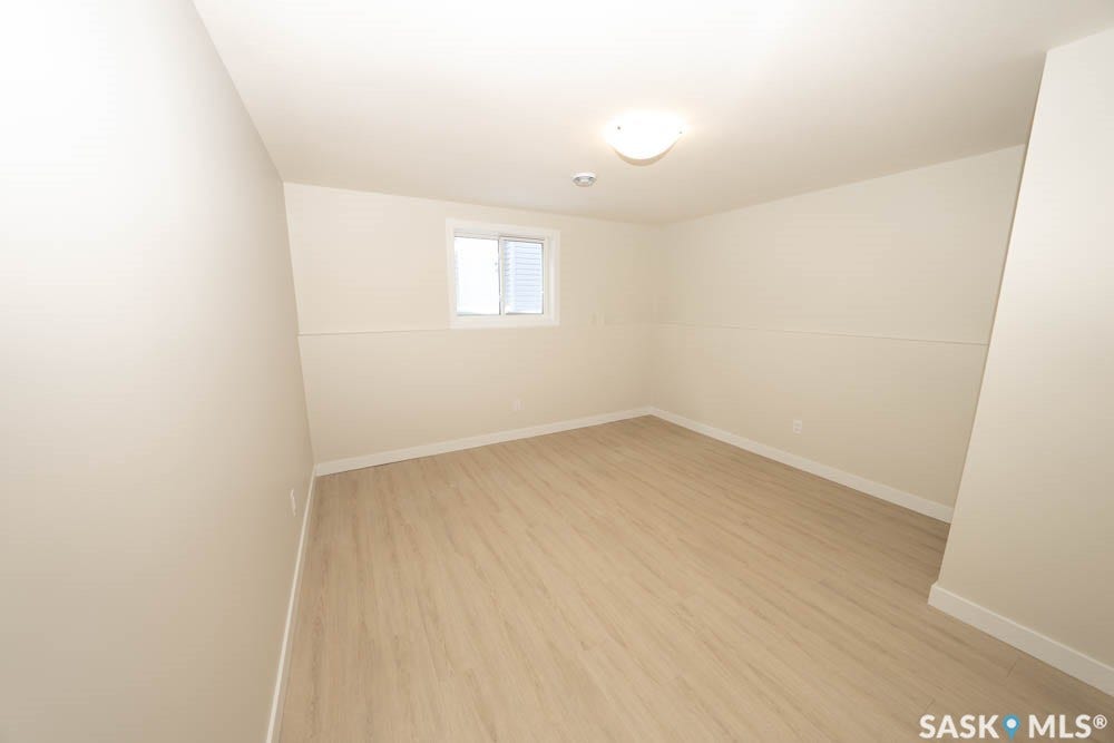 598 Yuel Crescent, Saskatoon SK S7W 1N9