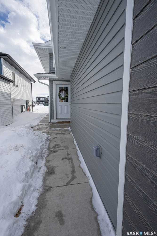 598 Yuel Crescent, Saskatoon SK S7W 1N9