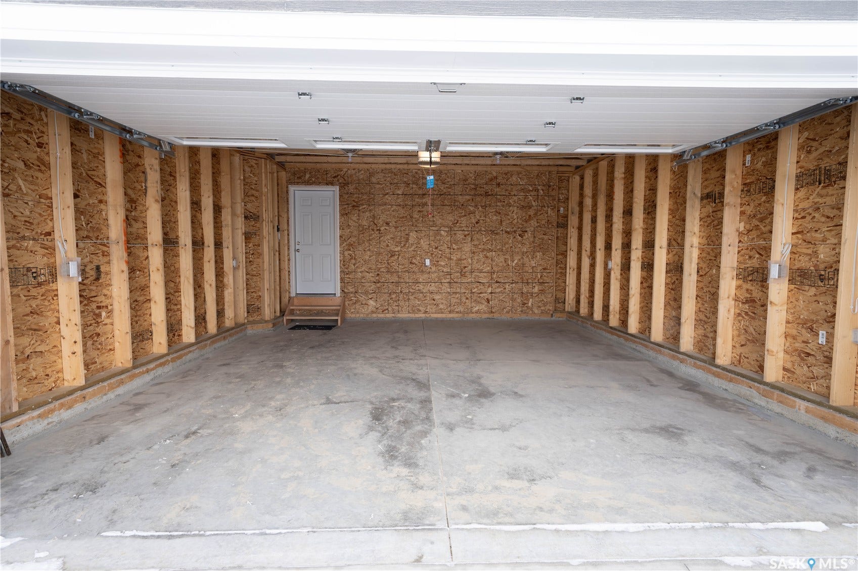 598 Yuel Crescent, Saskatoon SK S7W 1N9