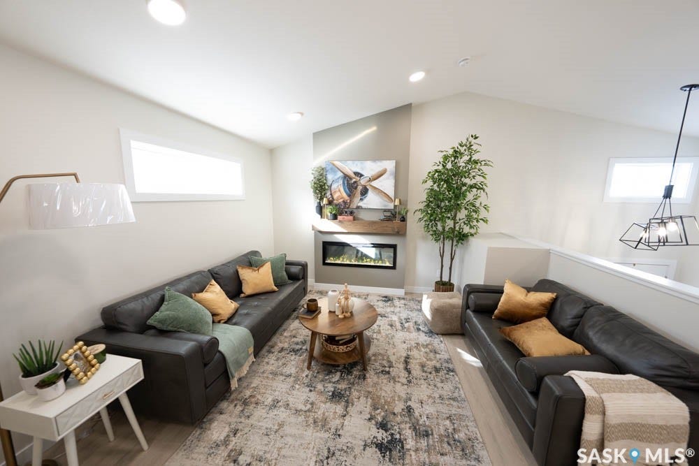 598 Yuel Crescent, Saskatoon SK S7W 1N9