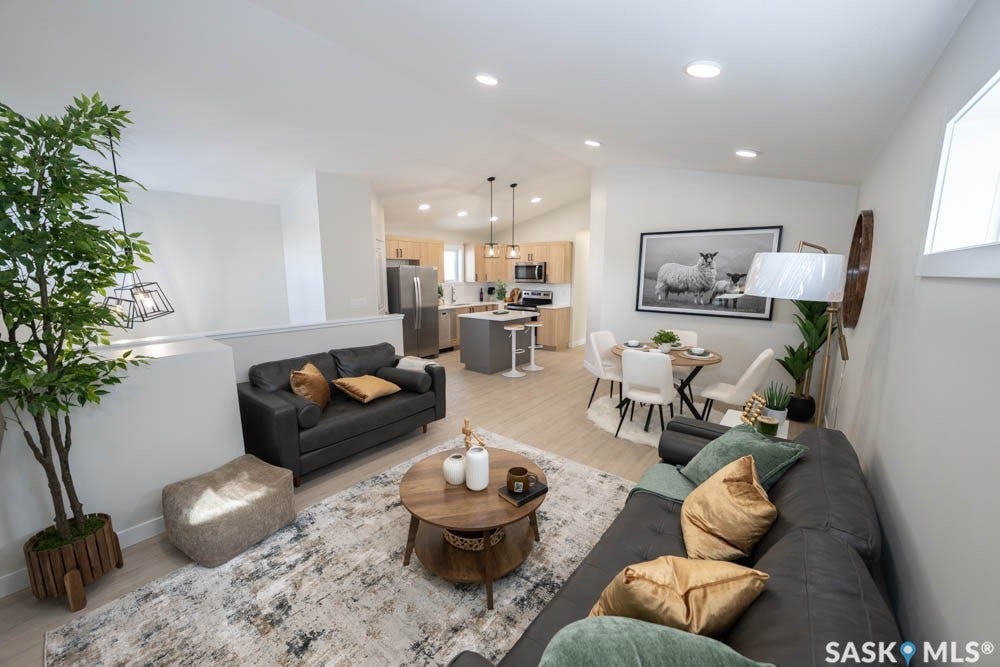 598 Yuel Crescent, Saskatoon SK S7W 1N9