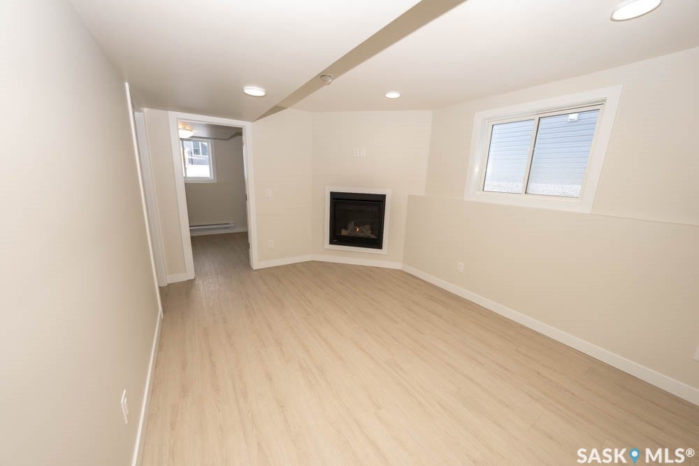 598 Yuel Crescent, Saskatoon SK S7W 1N9