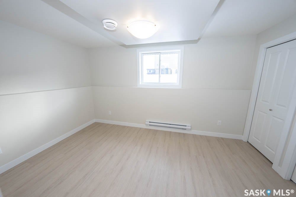 598 Yuel Crescent, Saskatoon SK S7W 1N9