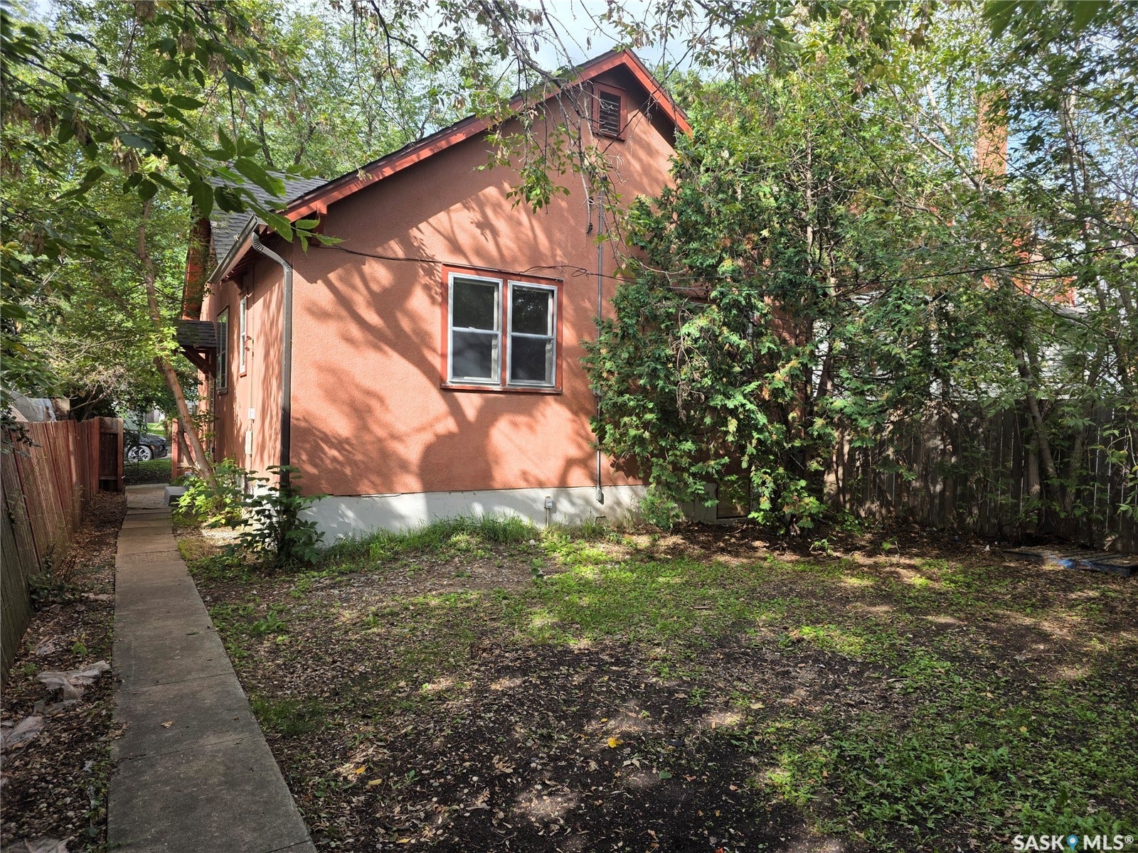 1365 PRINCESS Street, Regina SK S4T 3Y9