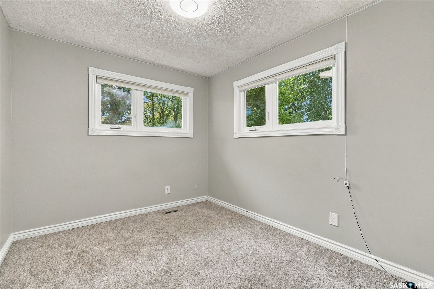 1921 McKercher Drive, Saskatoon SK S7J 3W1
