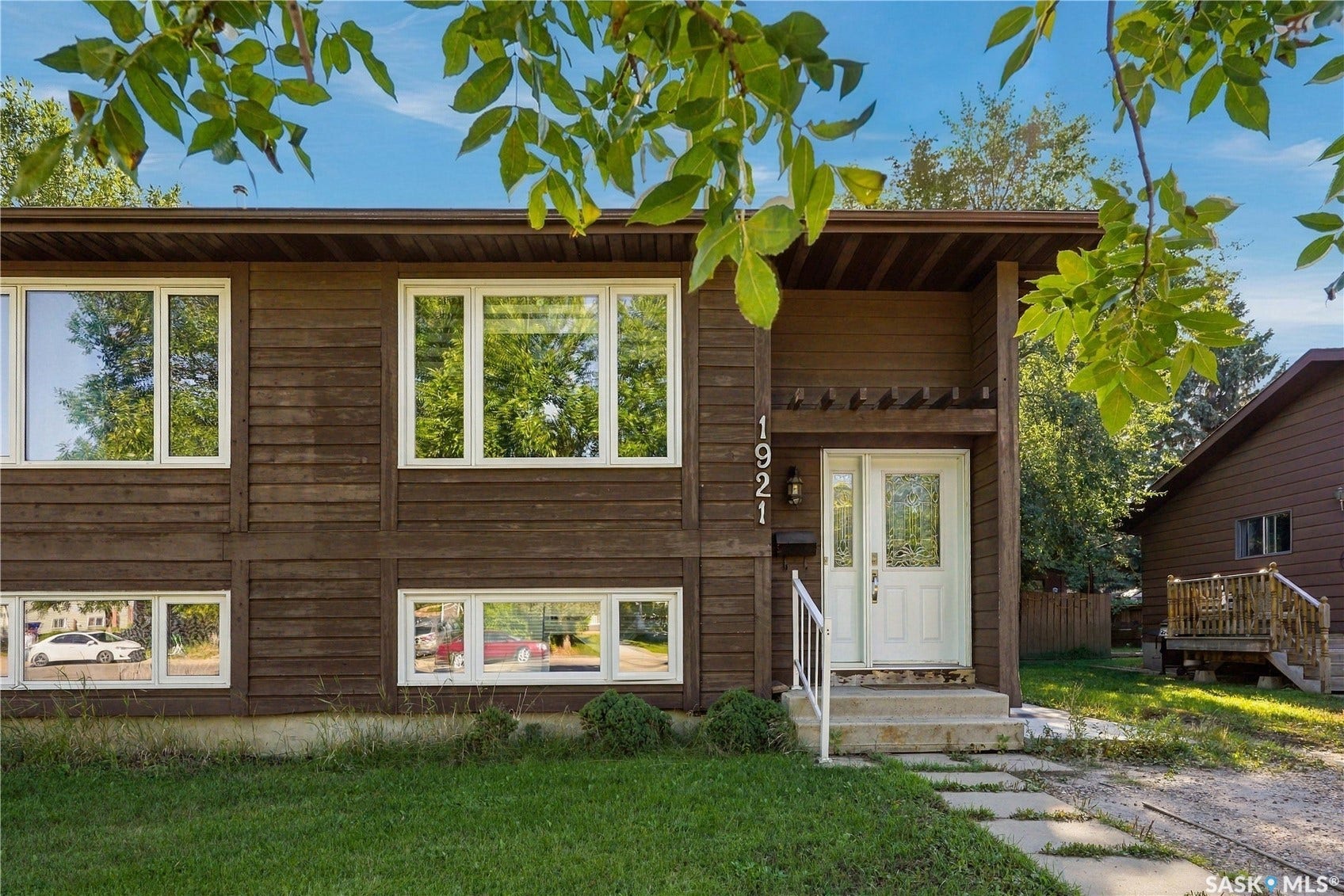 1921 McKercher Drive, Saskatoon SK S7J 3W1