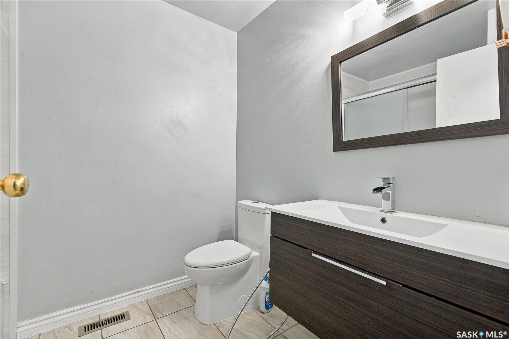 1921 McKercher Drive, Saskatoon SK S7J 3W1