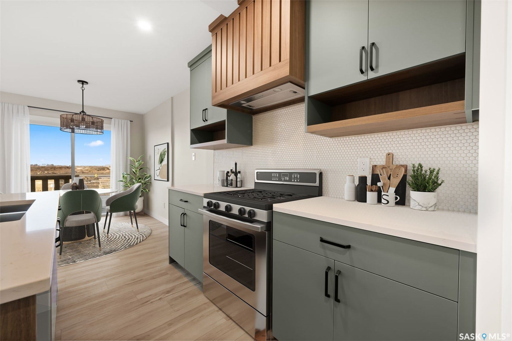 970 Yuel Bend, Saskatoon SK S7W 1N8