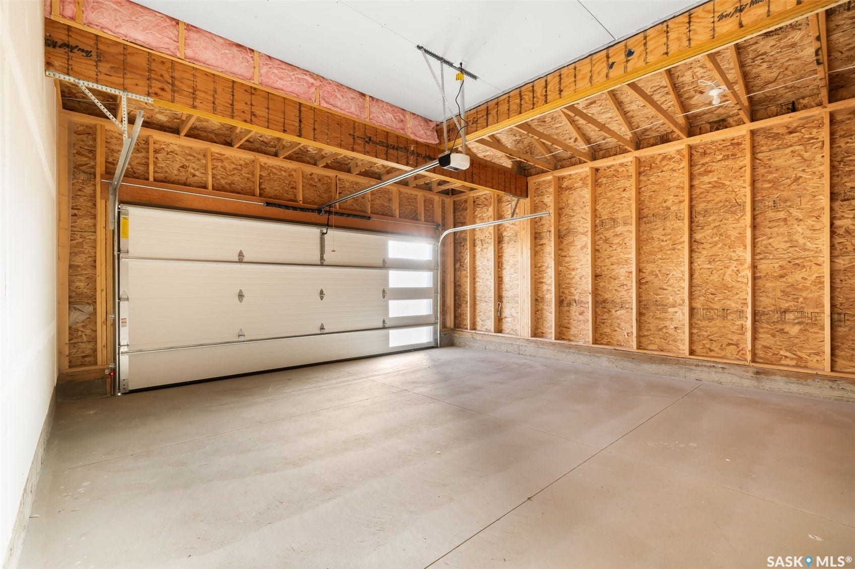 970 Yuel Bend, Saskatoon SK S7W 1N8