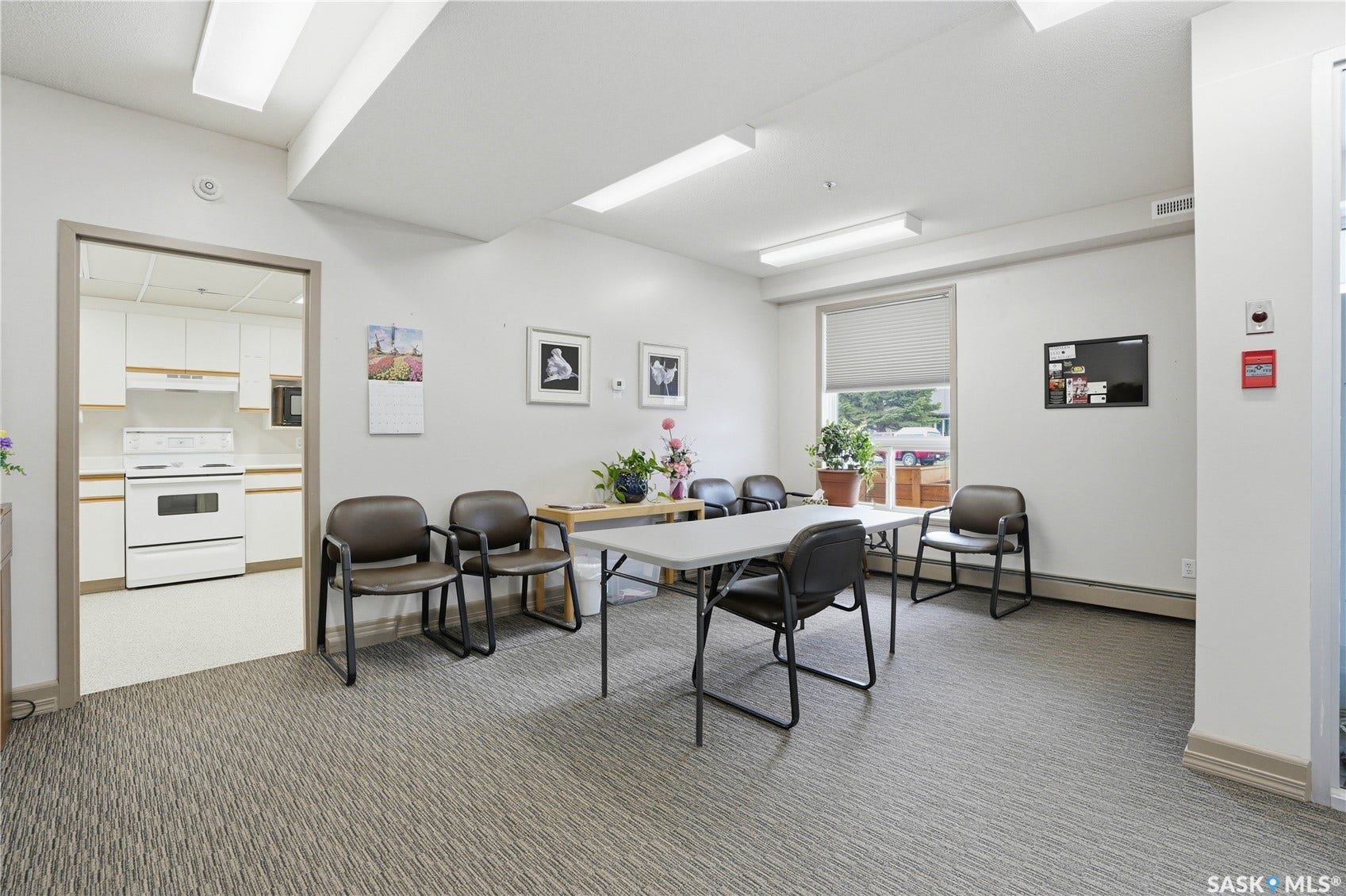 Condo common area, access to common area Kitchen
