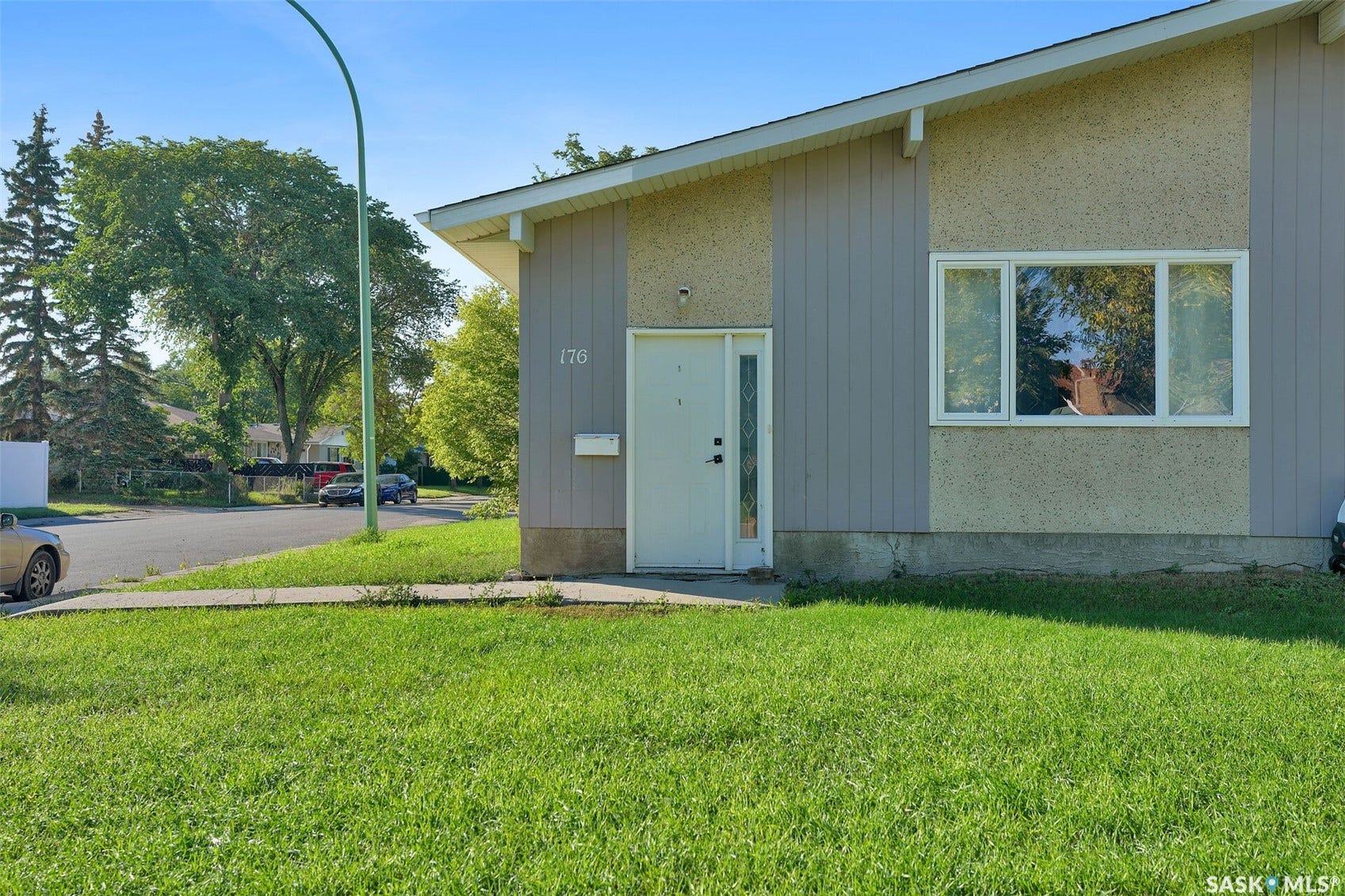 176-178 Rothwell Crescent, Regina SK S4N 1R8