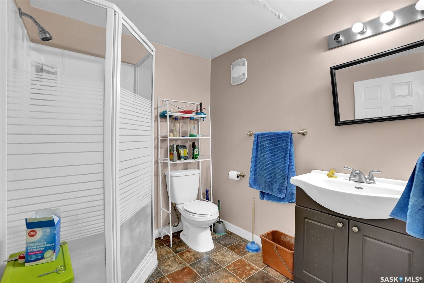 176-178 Rothwell Crescent, Regina SK S4N 1R8