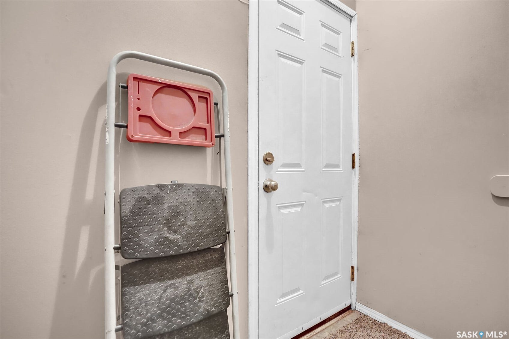 176-178 Rothwell Crescent, Regina SK S4N 1R8