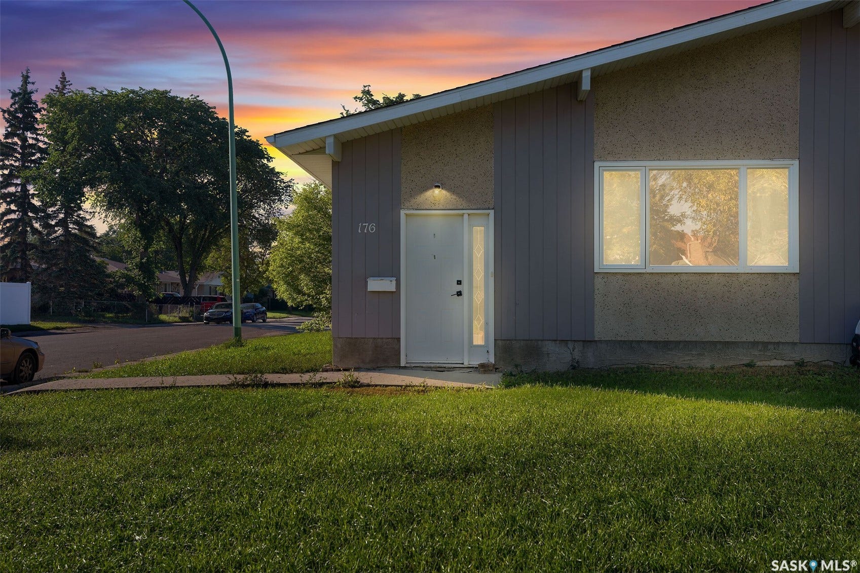 176-178 Rothwell Crescent, Regina SK S4N 1R8