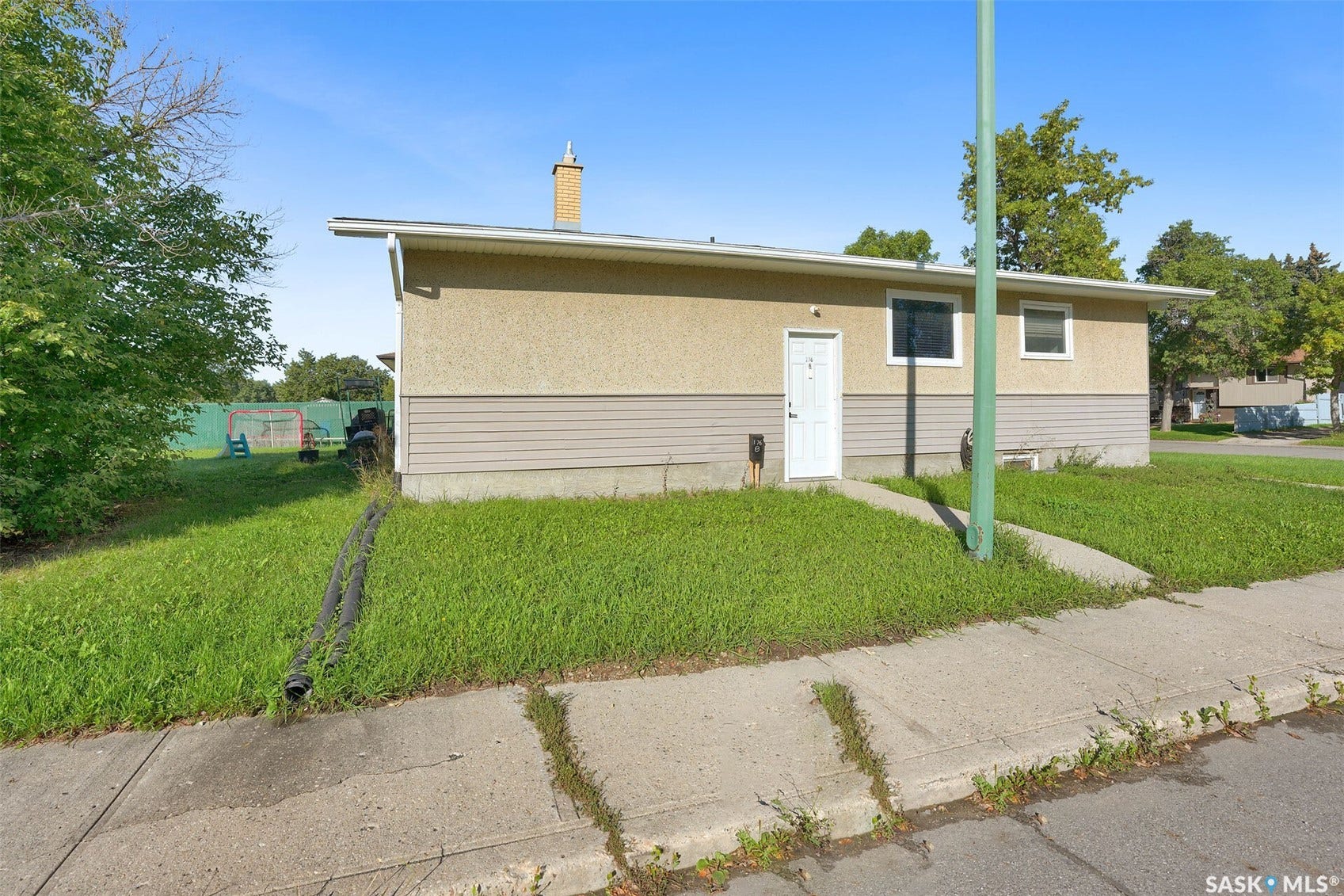 176-178 Rothwell Crescent, Regina SK S4N 1R8