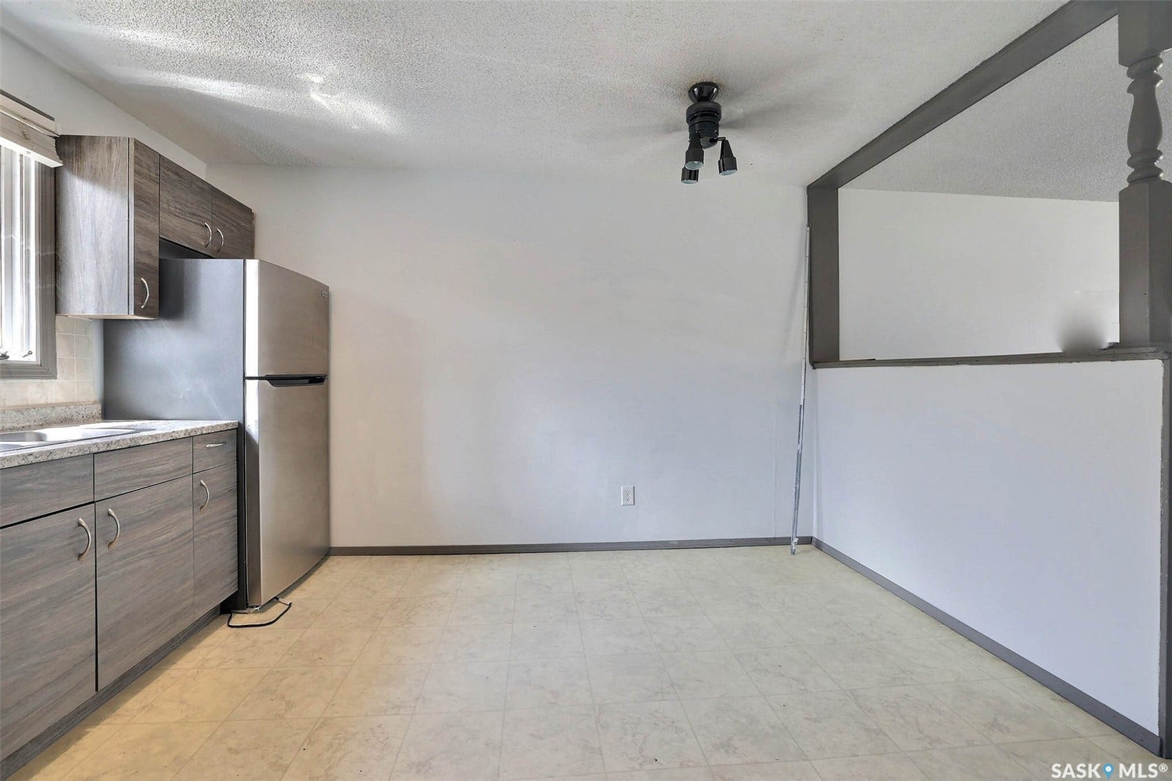 51 Spruceview Road, Regina SK S4R 0E1