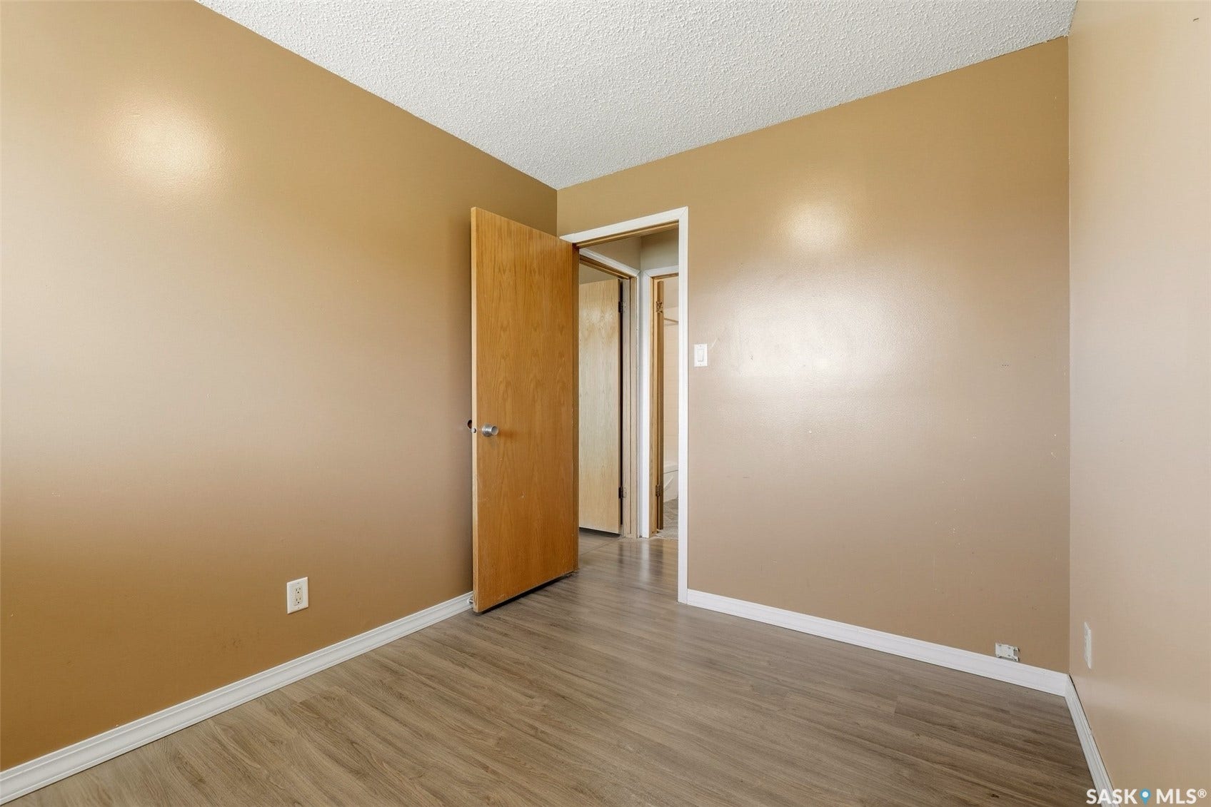 51 Rodenbush Drive, #205, Regina SK S4R 8C7 51 Rodenbush Drive, #205, Regina SK S4R 8C7