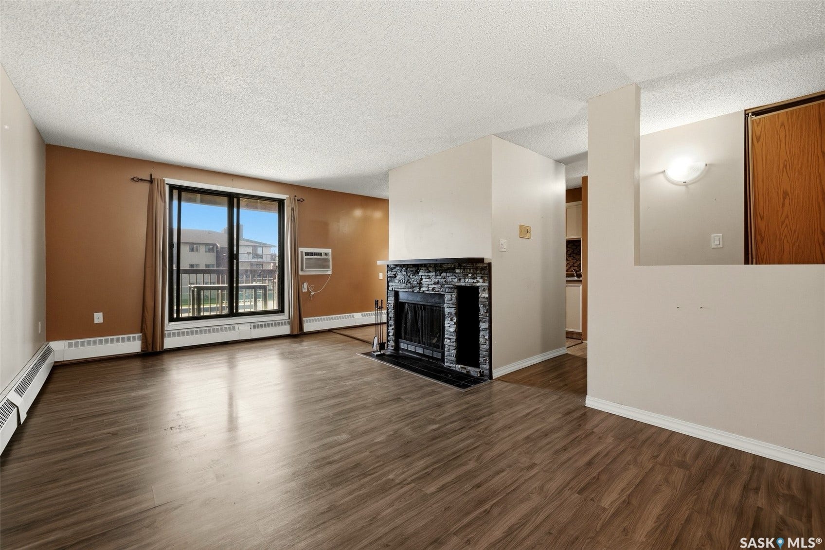 51 Rodenbush Drive, #205, Regina SK S4R 8C7 51 Rodenbush Drive, #205, Regina SK S4R 8C7