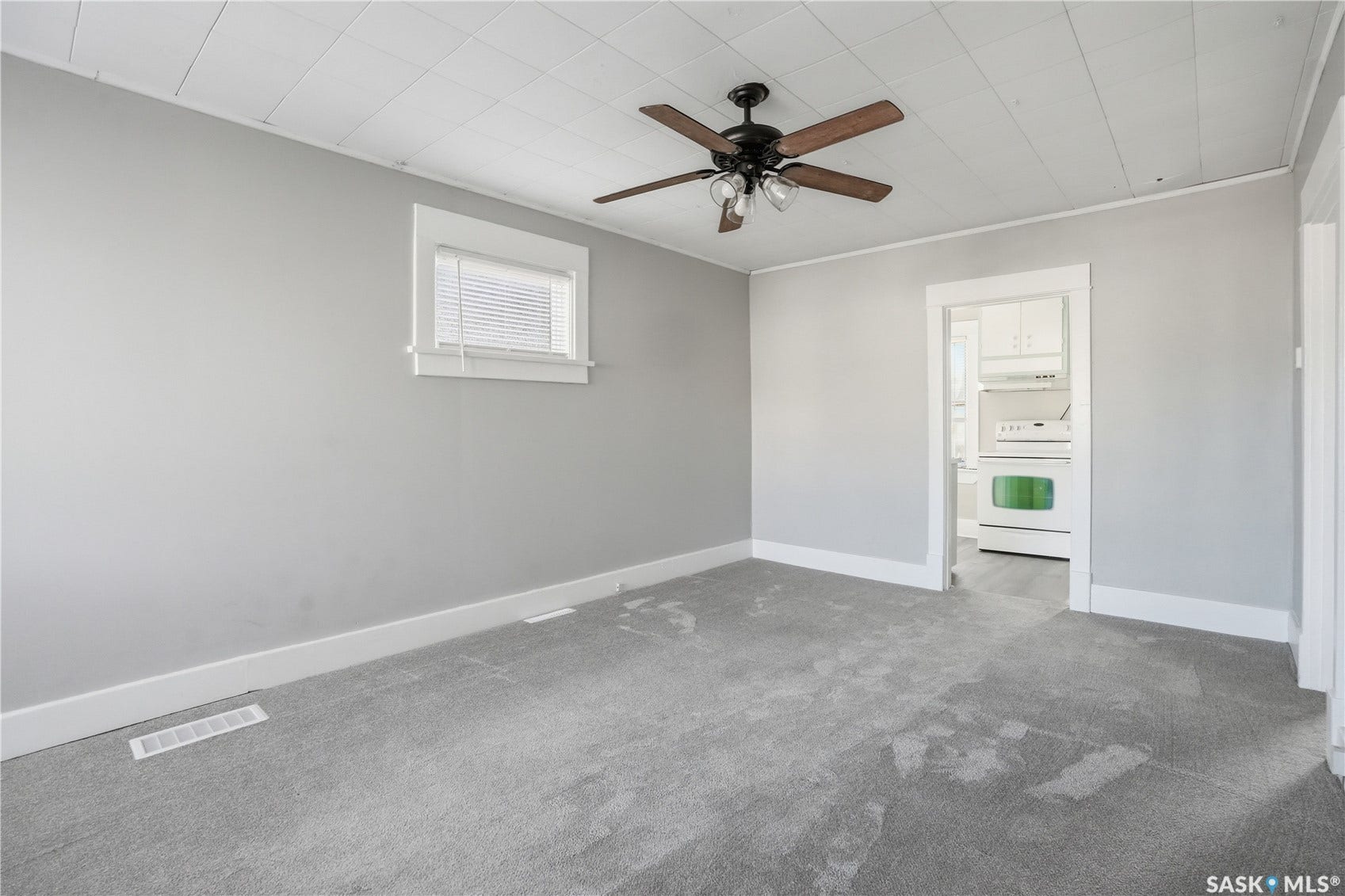 1008 Retallack Street, Regina SK S4T 2H3 1008 Retallack Street, Regina SK S4T 2H3