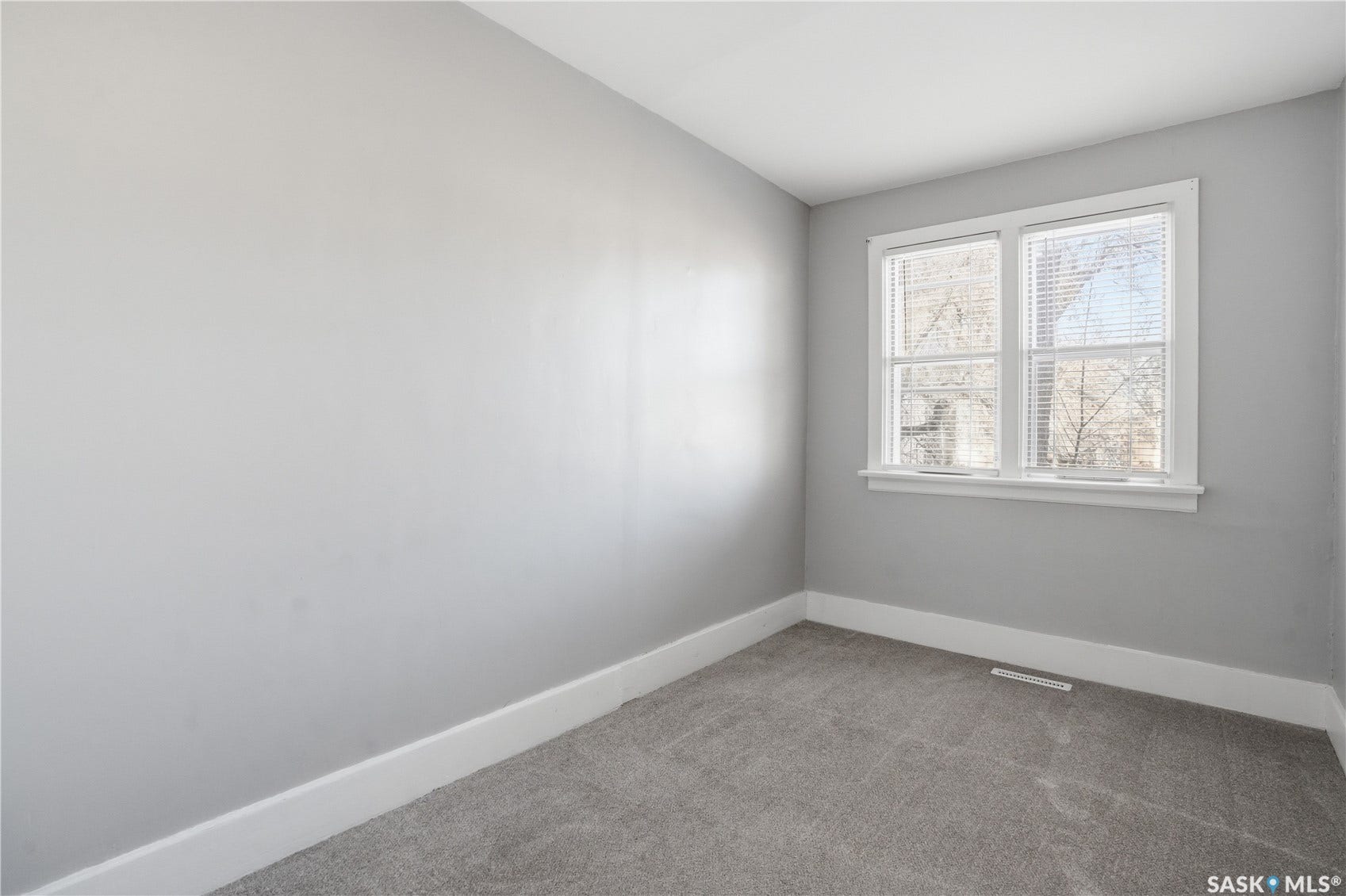 1008 Retallack Street, Regina SK S4T 2H3 1008 Retallack Street, Regina SK S4T 2H3