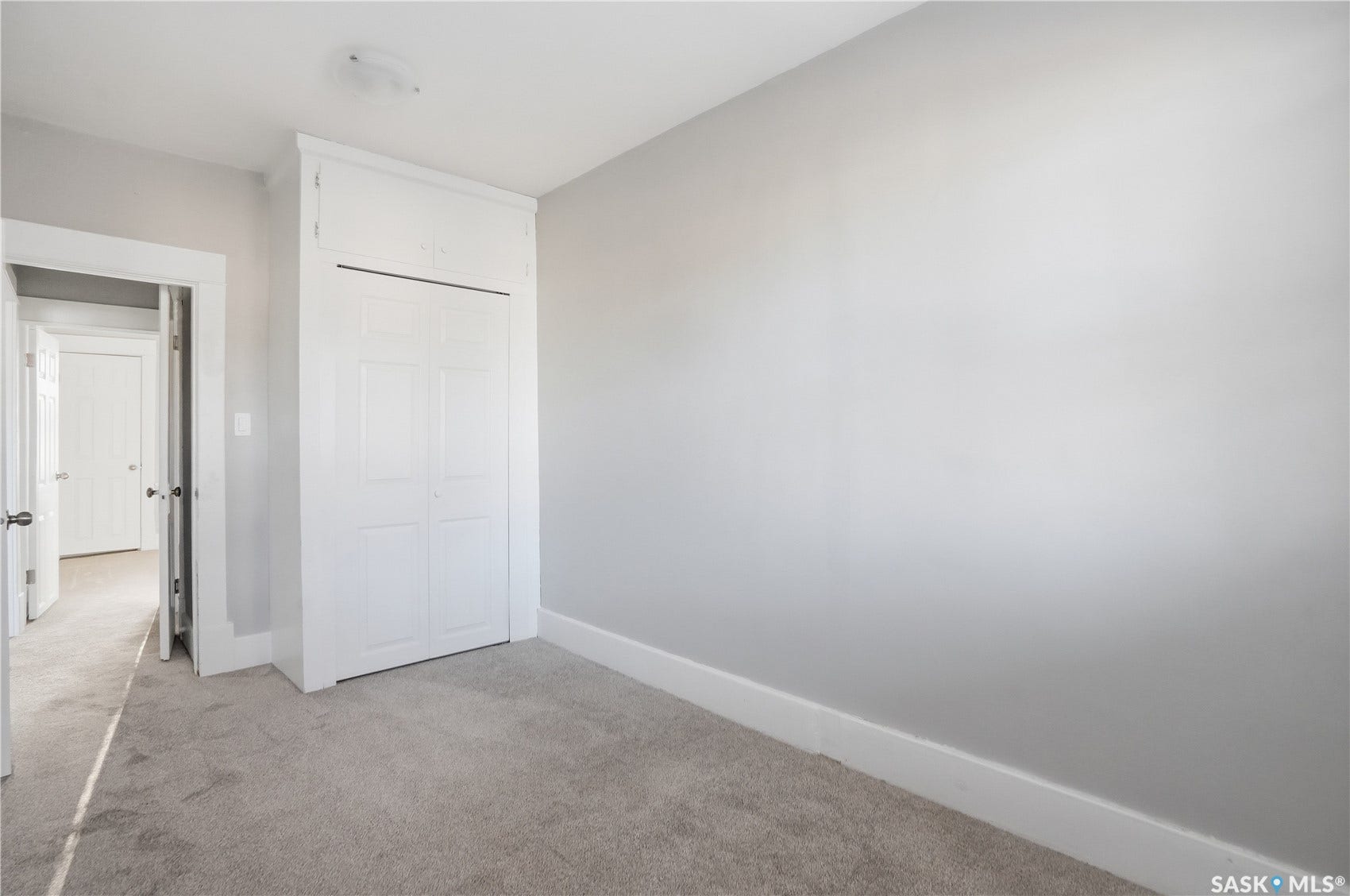 1008 Retallack Street, Regina SK S4T 2H3 1008 Retallack Street, Regina SK S4T 2H3