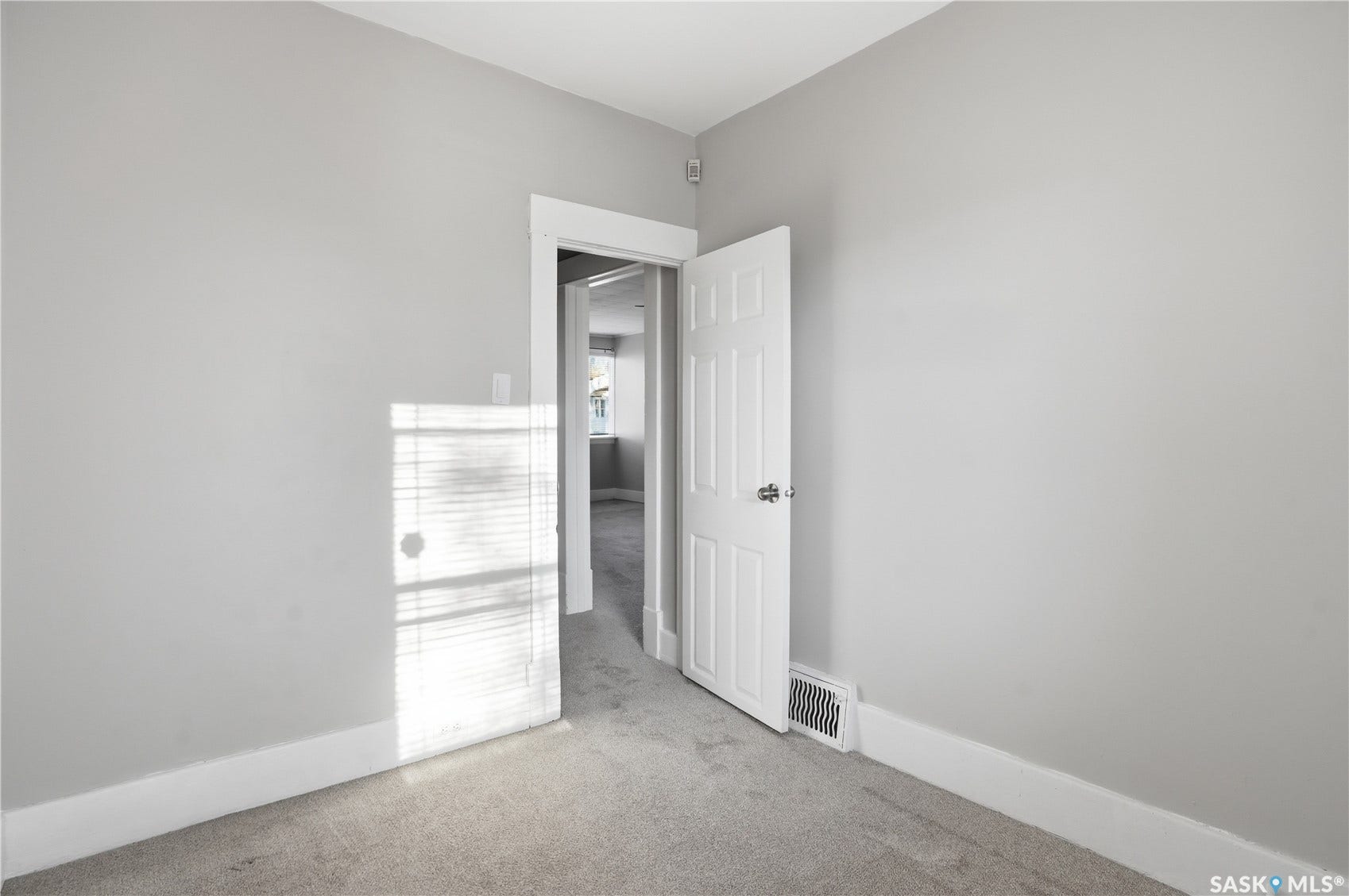1008 Retallack Street, Regina SK S4T 2H3 1008 Retallack Street, Regina SK S4T 2H3