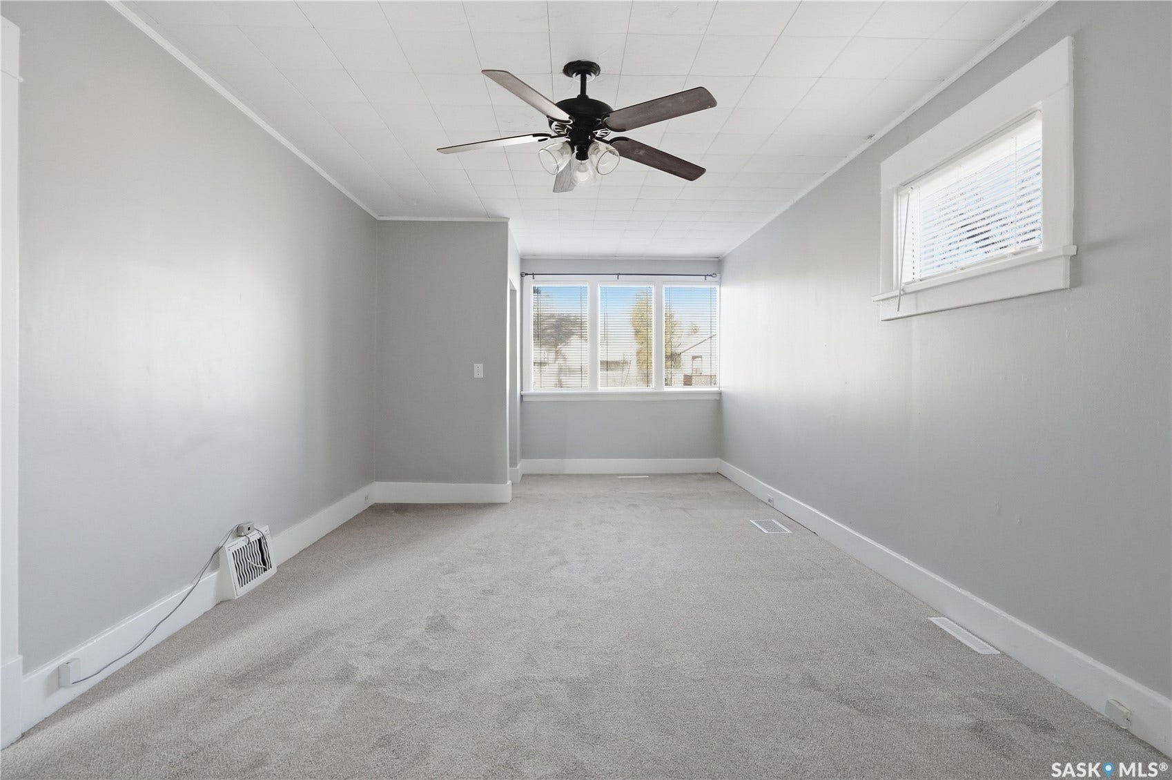 1008 Retallack Street, Regina SK S4T 2H3 1008 Retallack Street, Regina SK S4T 2H3