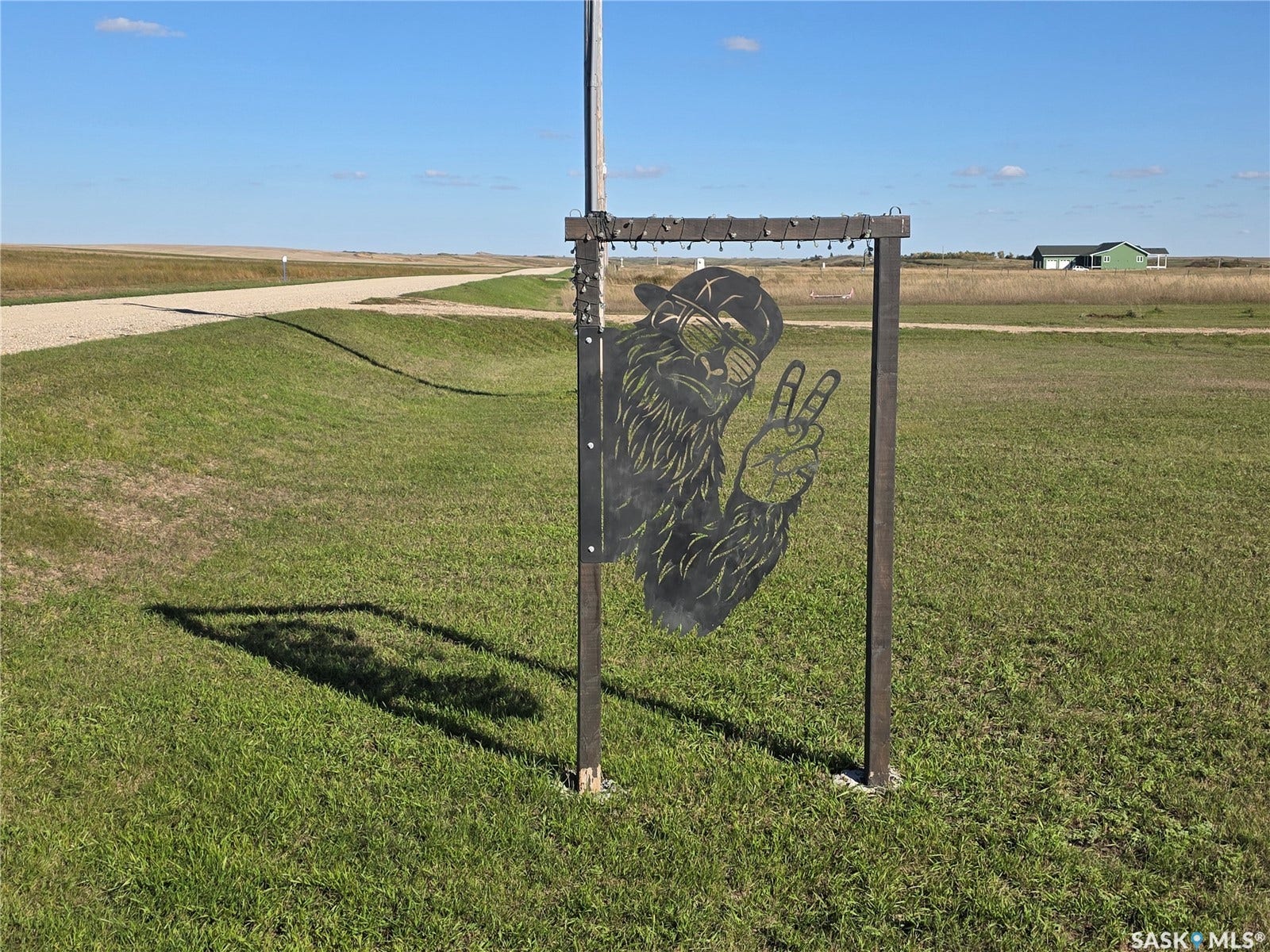 Yard Sign entering the property