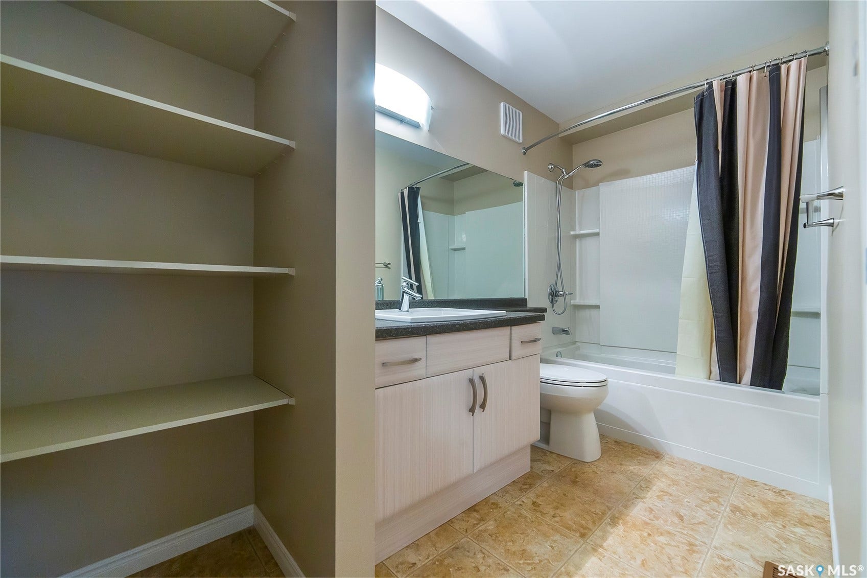 3415 Calder Crescent, #8, Saskatoon SK S7J 4Z9