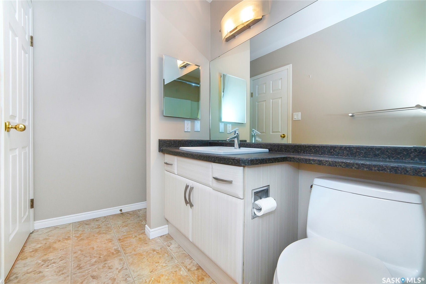 3415 Calder Crescent, #8, Saskatoon SK S7J 4Z9